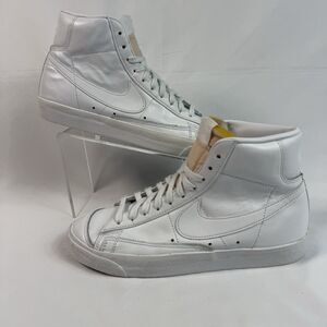 Nike Women's Blazer '77 Vintage Mid Triple White Leather Size 9 CZ1055-117